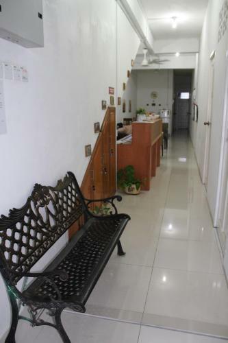 Hostal Emma Guesthouse