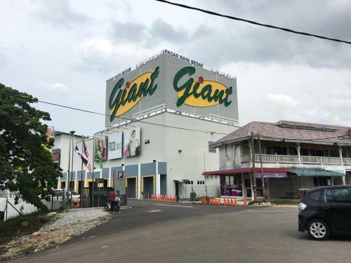 Grand Business Hotel