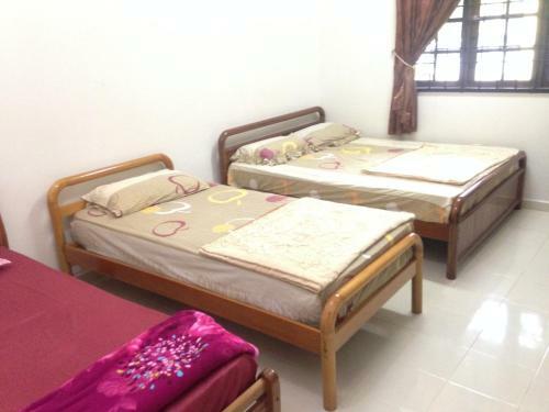 D'embun Homestay Airport Lodge