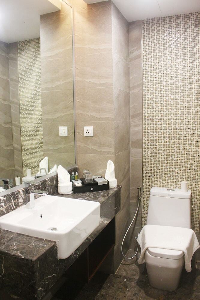 Ano Hotel