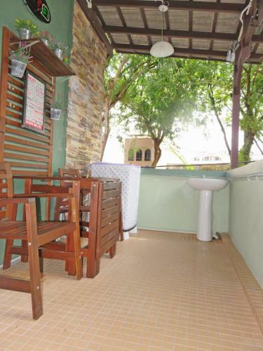 Hostal Parkview Guesthouse