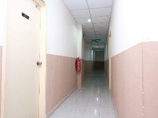 Oyo 1151 Diamond Hotel