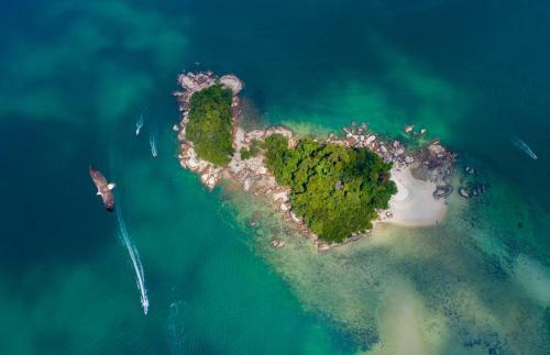Island Station