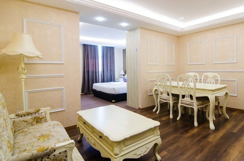 Mornington Hotel Sitiawan