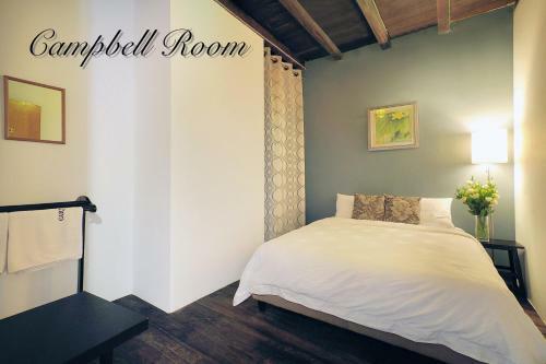 Hostal Carnarvon House