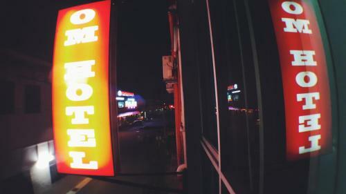 Om Hotel