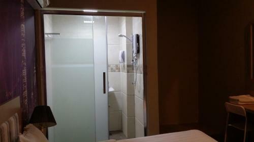 Om Hotel