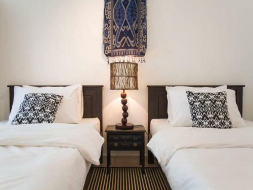 Balik Pulau Booklodge B&B