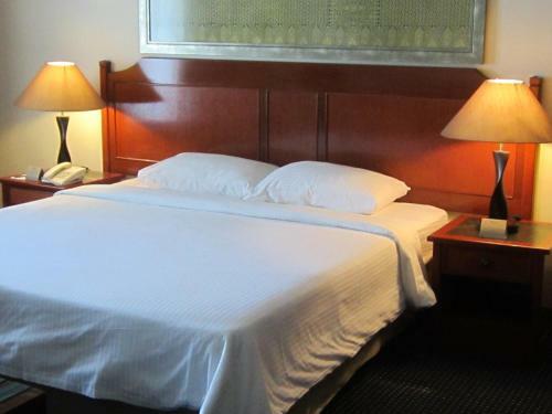 Hotel Rainbow Paradise Beach Resort