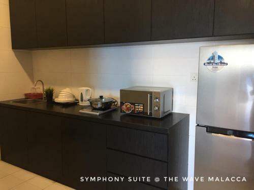 Symphony Suite @ The Wave