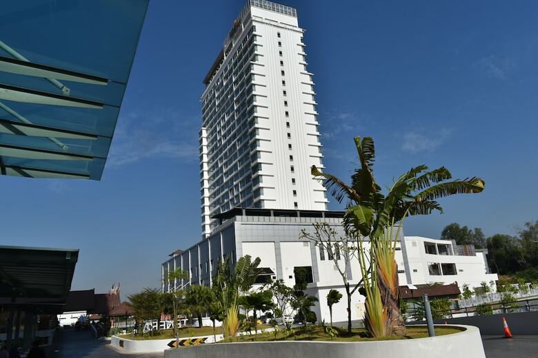 Tenera Hotel