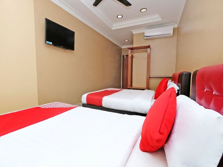 Oyo 707 Ayuni Hotel