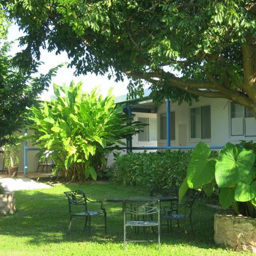 Hostal Bakab Hostel & Equestrian Amenities