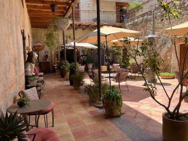 Hotel Amor Y Paz - Adults Only