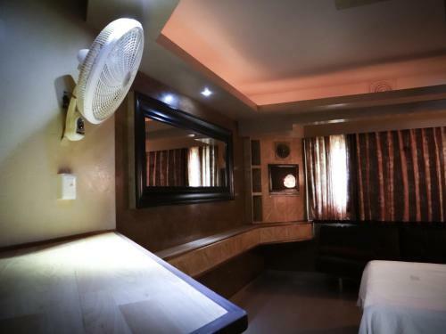 Silmar Hotel/motel