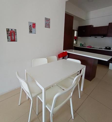 Apartamento Cameron Somer Square @ Golden Hill