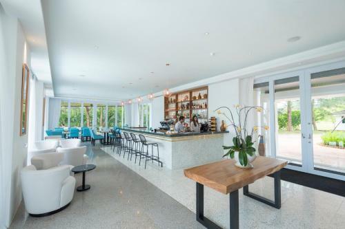 Hotel Cove 55