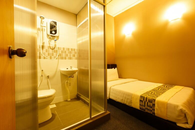 Posada Rainforest Budget Stay