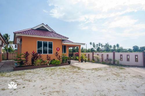 Hostal Zen Rooms Villa Bunga Padi