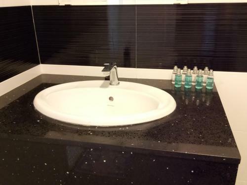 2br Mansion One Gurney Service Apartment