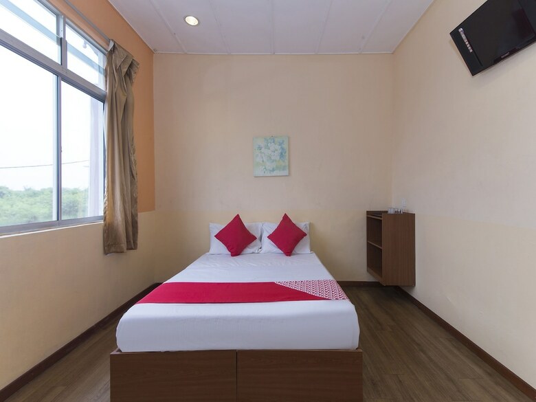 Hotel Oyo 415 Straits Settlement Inn