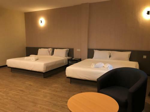 Hotel Gergasi Inn