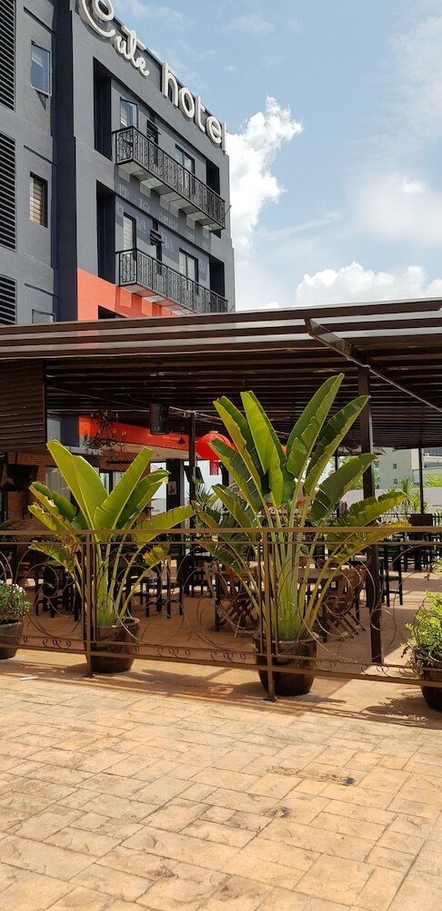 Cute Hotel & Dorms Ipoh