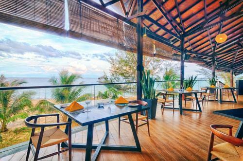 Hotel Borneo Eagle Resort