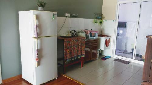 Apartamento One Borneo Condominium By Josie
