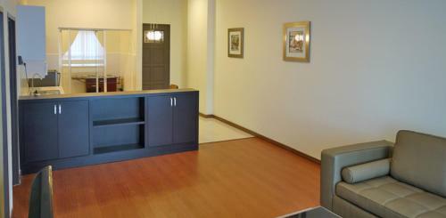 Hypermall Apartment