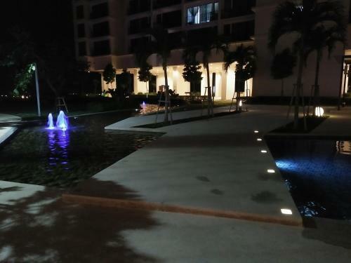 Apartamentos Euzmo Residences @ Trefoil Setia Alam