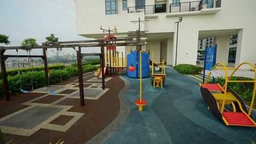 Apartamentos Tranquil Studio @ Trefoil Setia Alam