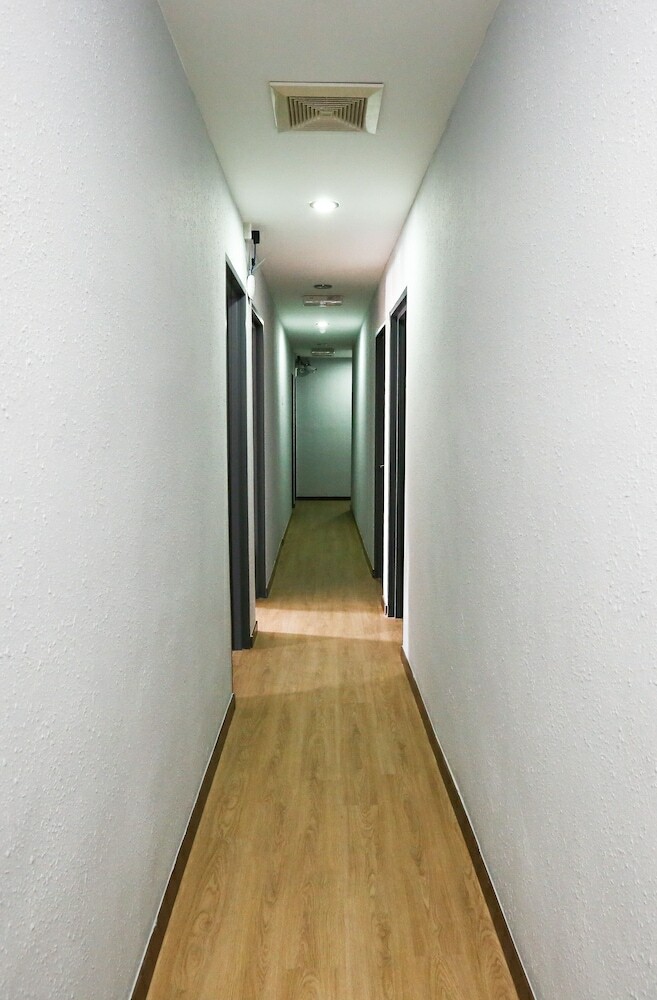 New Dawn Hotel