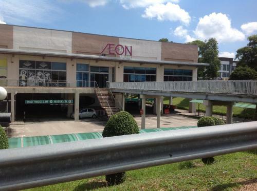 The Uni Garden Hotel