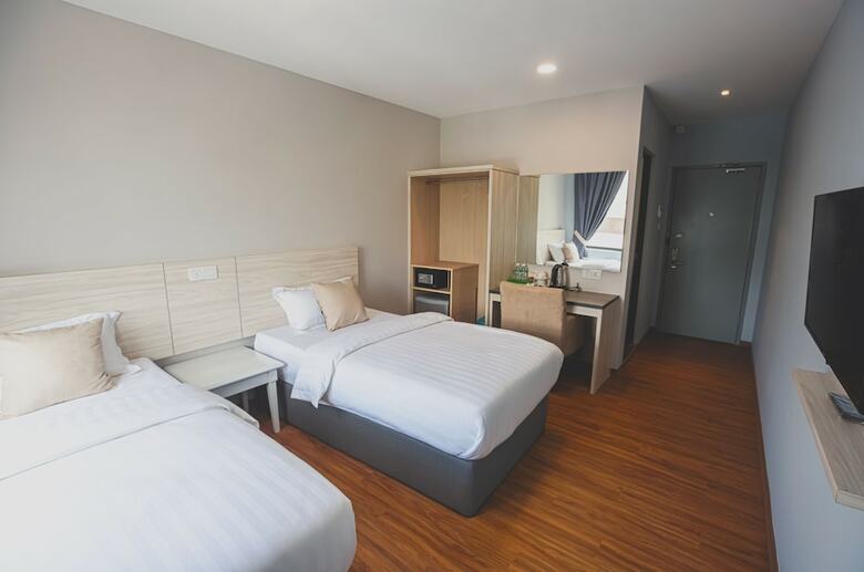 V3 Hotel & Residence Seri Alam