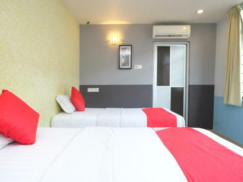 Hotel De' Tees, Masai Utama