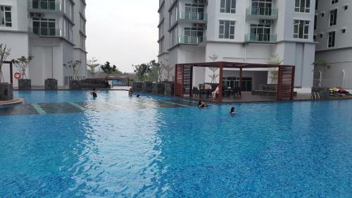 Apartamentos M Condominium @ Larkin Johor Bahru