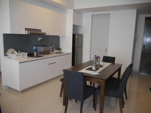 Flexiasia Bayview Apartment-bora Resident