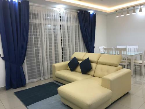 Apartamentos Dwiputra Residence Damika Villa