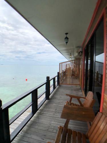 Mabul Paradise Lodge