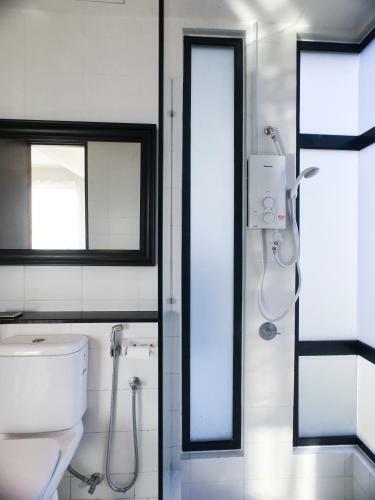 Apartamento Cozy Hideout Trefoil Setia Alam