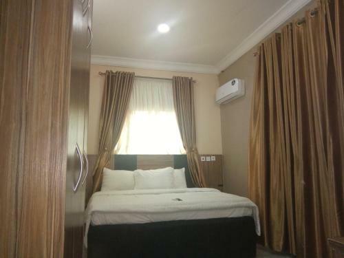 Hotel Pameec Luxury Suites