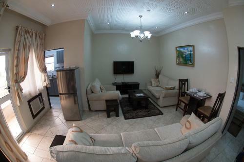 Gloriana Hotel And Suites