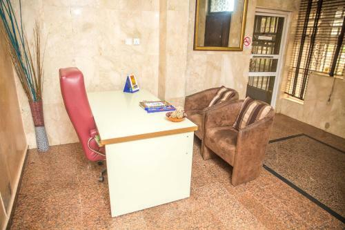 Gloriana Hotel And Suites