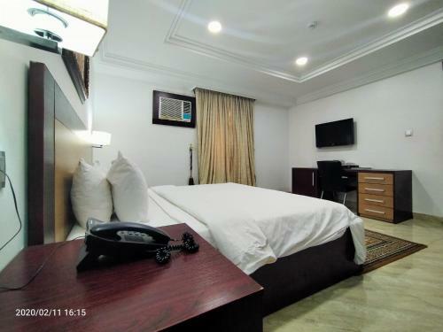 Hotel Immaculate Platinum