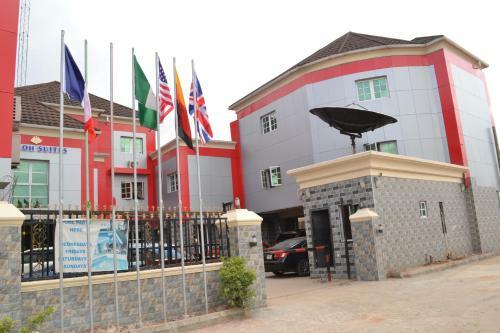 Hotel Limoh Suites