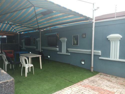Hotel Dluxx Villa & Suites