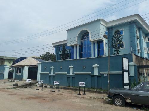Hotel Dluxx Villa & Suites