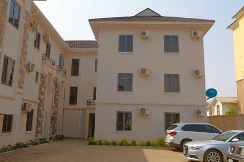 Tenny's Place Apartments