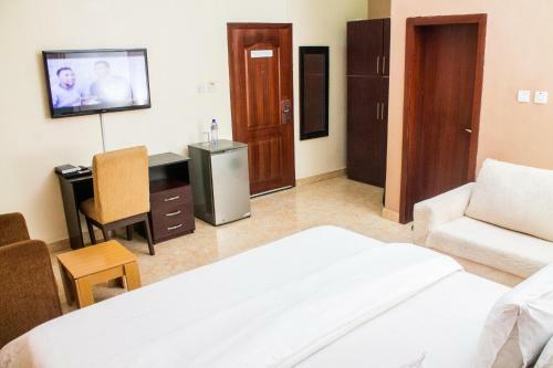 Western Sun International Hotel
